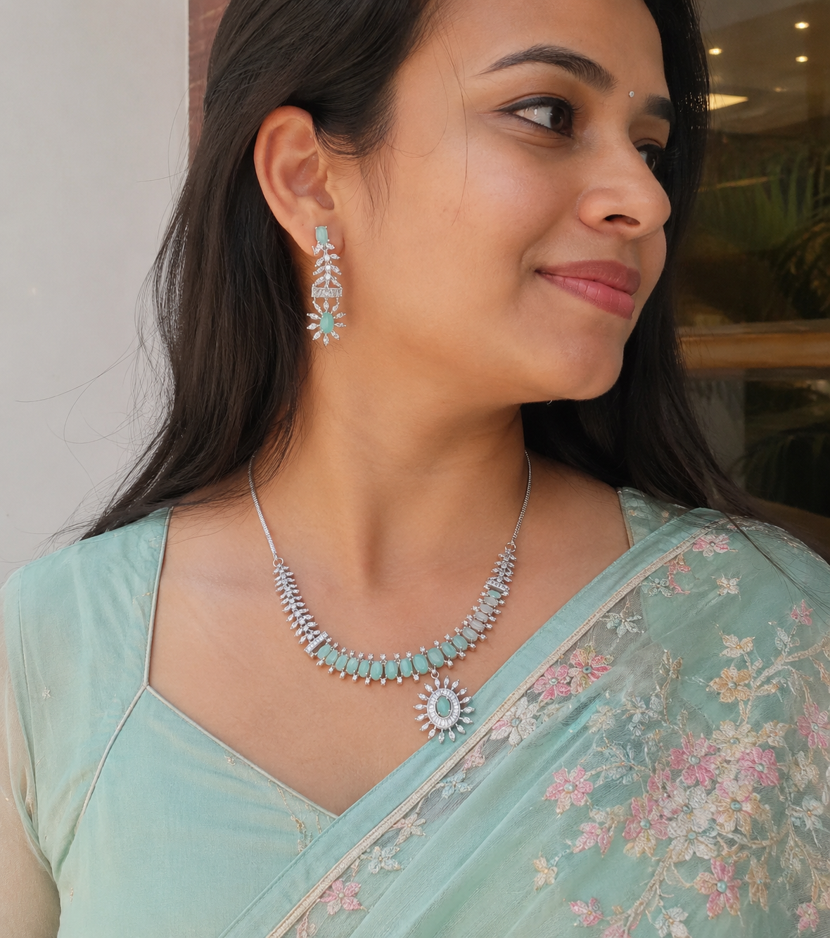 Women’s Turquoise Silver-Plated Brass Necklace Set